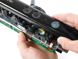 Чарковете на Kinect стрували 80 лева, M$ ни цака с 300