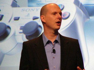 Microsoft отмъква водещ кадър на Sony