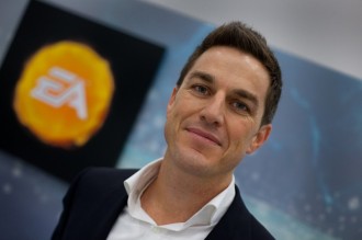 Акционери срещу високи бонуси на шефове в EA