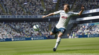 FIFA 16 номер едно във Великобритания
