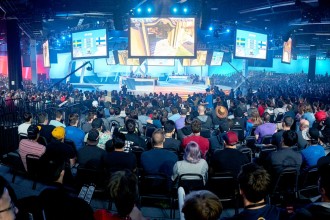Blizzard отваря своя арена за електронни спортове