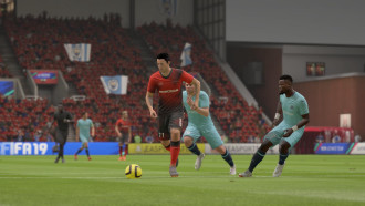FIFA 19 с 25% спад в продажбите